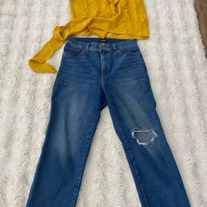 Blue Distressed Women Jeans